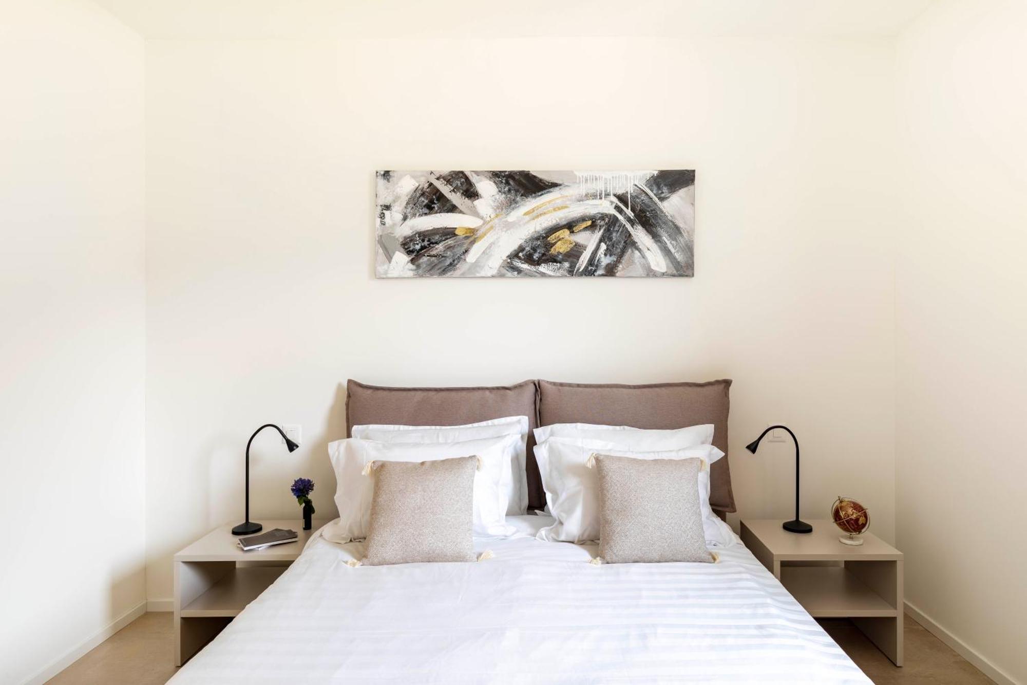 Regalia Suites - Free Parking ลูกาโน ภายนอก รูปภาพ