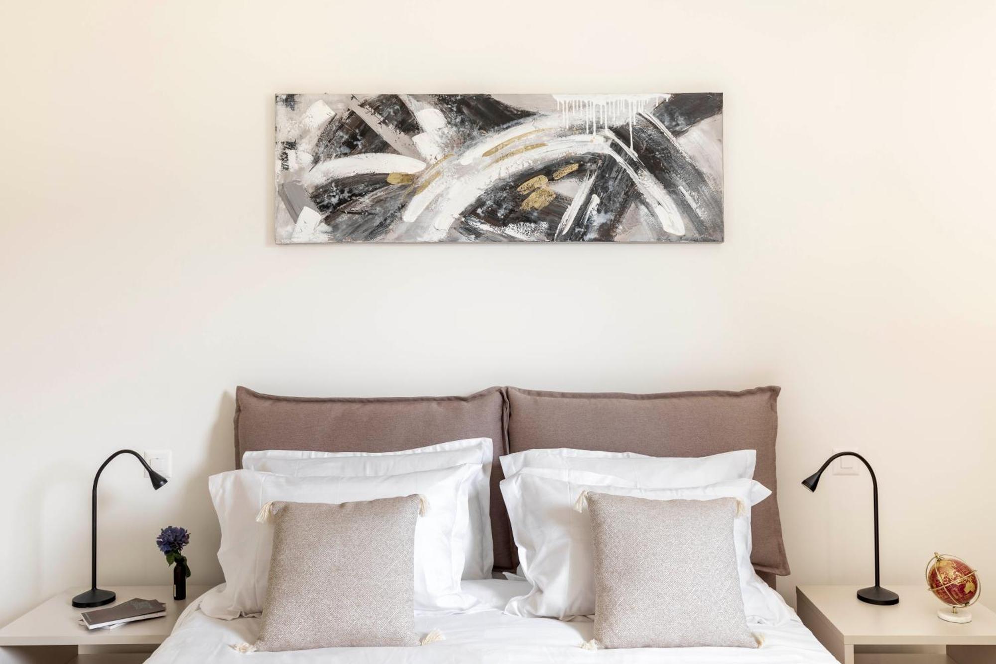 Regalia Suites - Free Parking ลูกาโน ภายนอก รูปภาพ