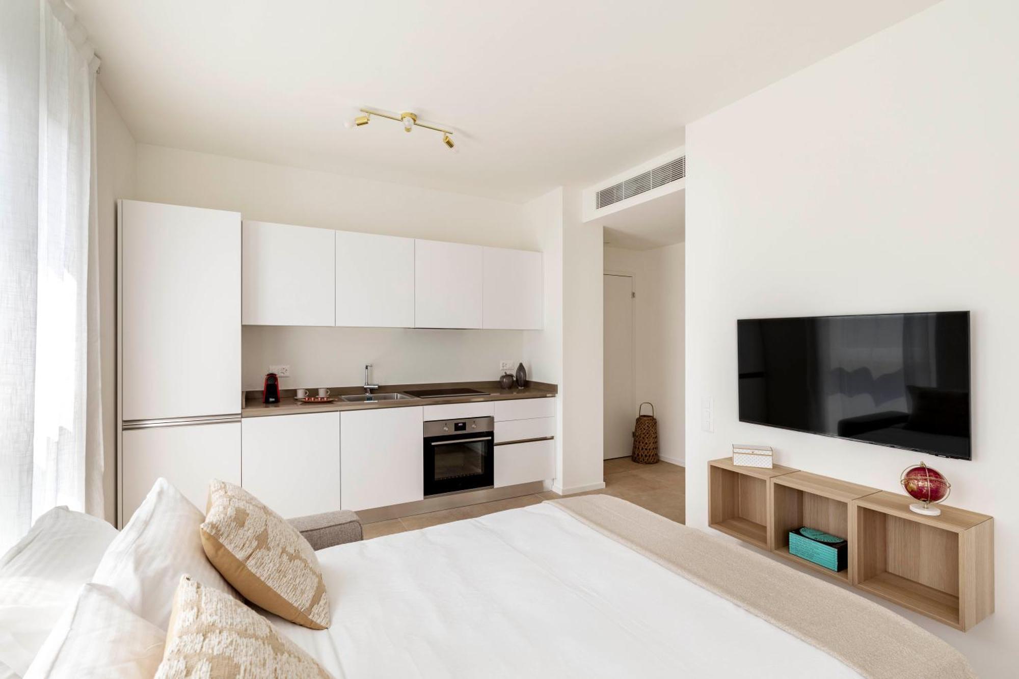 Regalia Suites - Free Parking ลูกาโน ภายนอก รูปภาพ