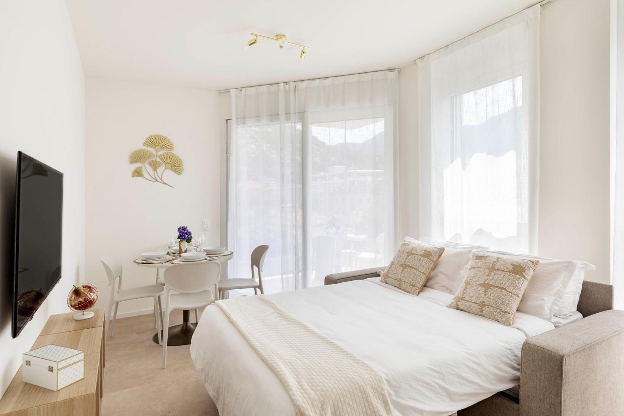 Regalia Suites - Free Parking ลูกาโน ภายนอก รูปภาพ
