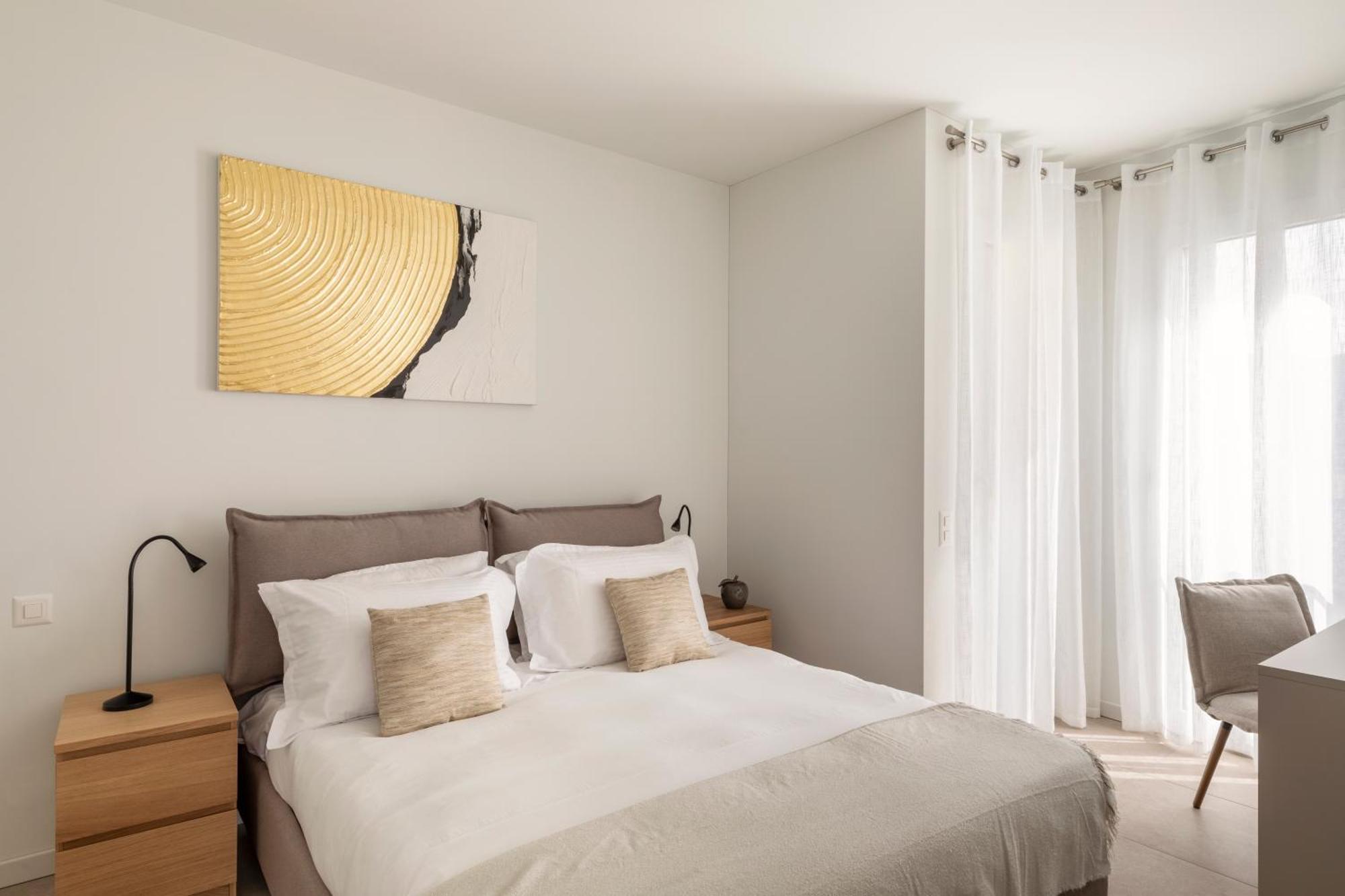 Regalia Suites - Free Parking ลูกาโน ภายนอก รูปภาพ