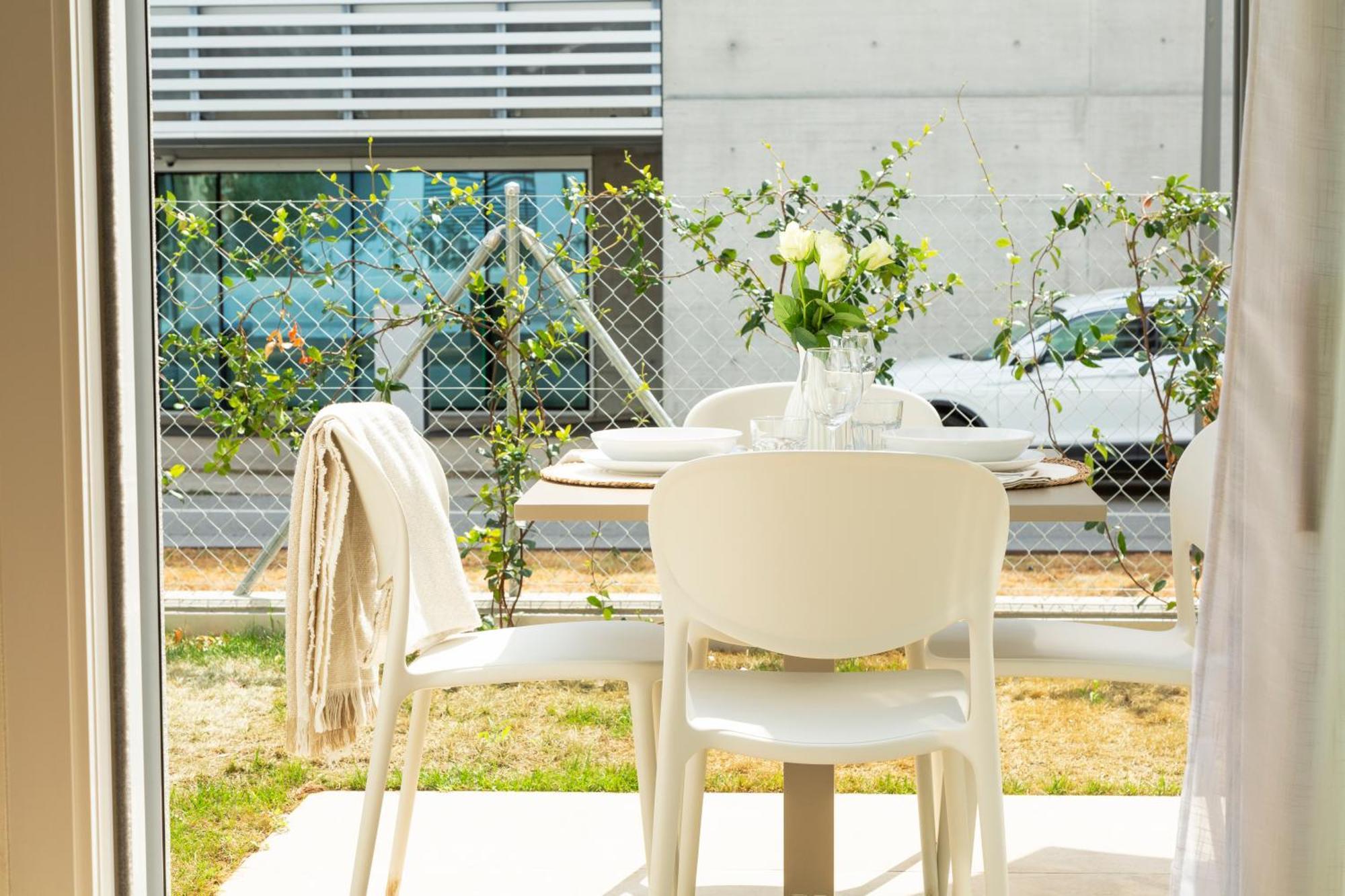 Regalia Suites - Free Parking ลูกาโน ภายนอก รูปภาพ